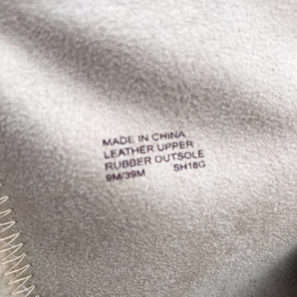 NWT, Michael Kors black boots. Size:9 / Length 15” w/ code no. SH18G - Picture 15 of 16